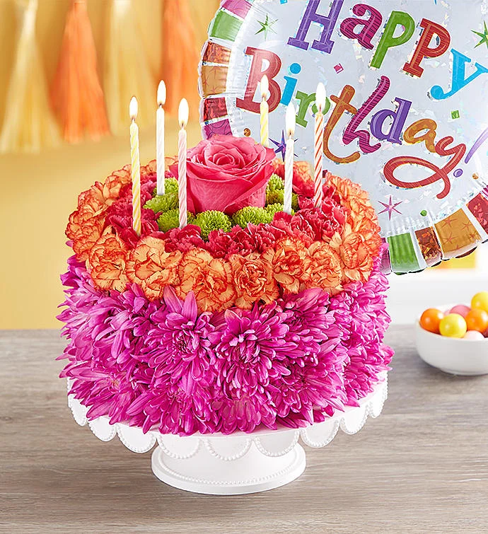 Happy Birthday With Beautiful Flower Cake Status